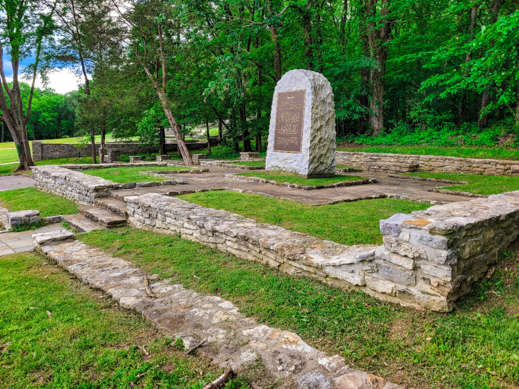 Percy Warner Park - World War 1 Monument