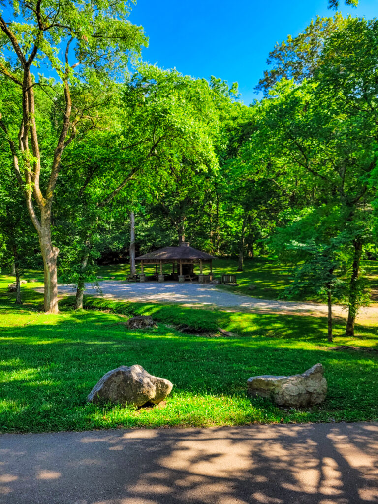 Highway 100 Trailhead at Percy Warner Park