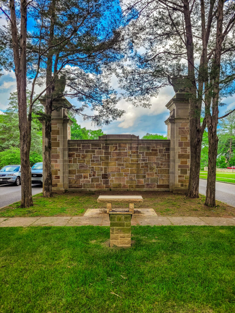 Belle Meade Trailhead and Main Entrance at Percy Warner Park